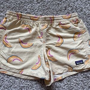 Patagonia kid’s drawstring athletic shorts XL